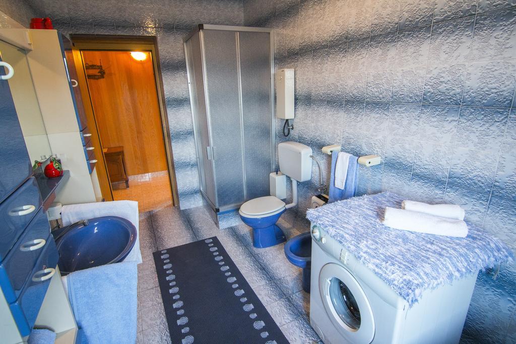 Apartment Miranda Слатине Экстерьер фото